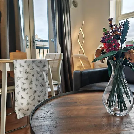 Appartement Riverside Retreat Location Modern Townhouse & Free Parking Leeds (West Yorkshire)