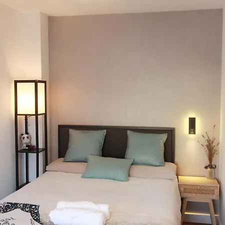 Riverside Retreat Location Modern Townhouse & Free Parking * Leeds (West Yorkshire)