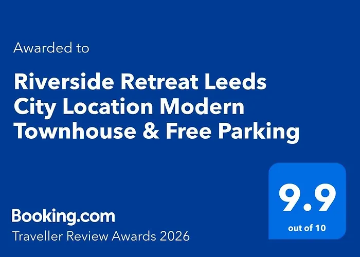 Riverside Retreat Location Modern Townhouse & Free Parking Lägenhet